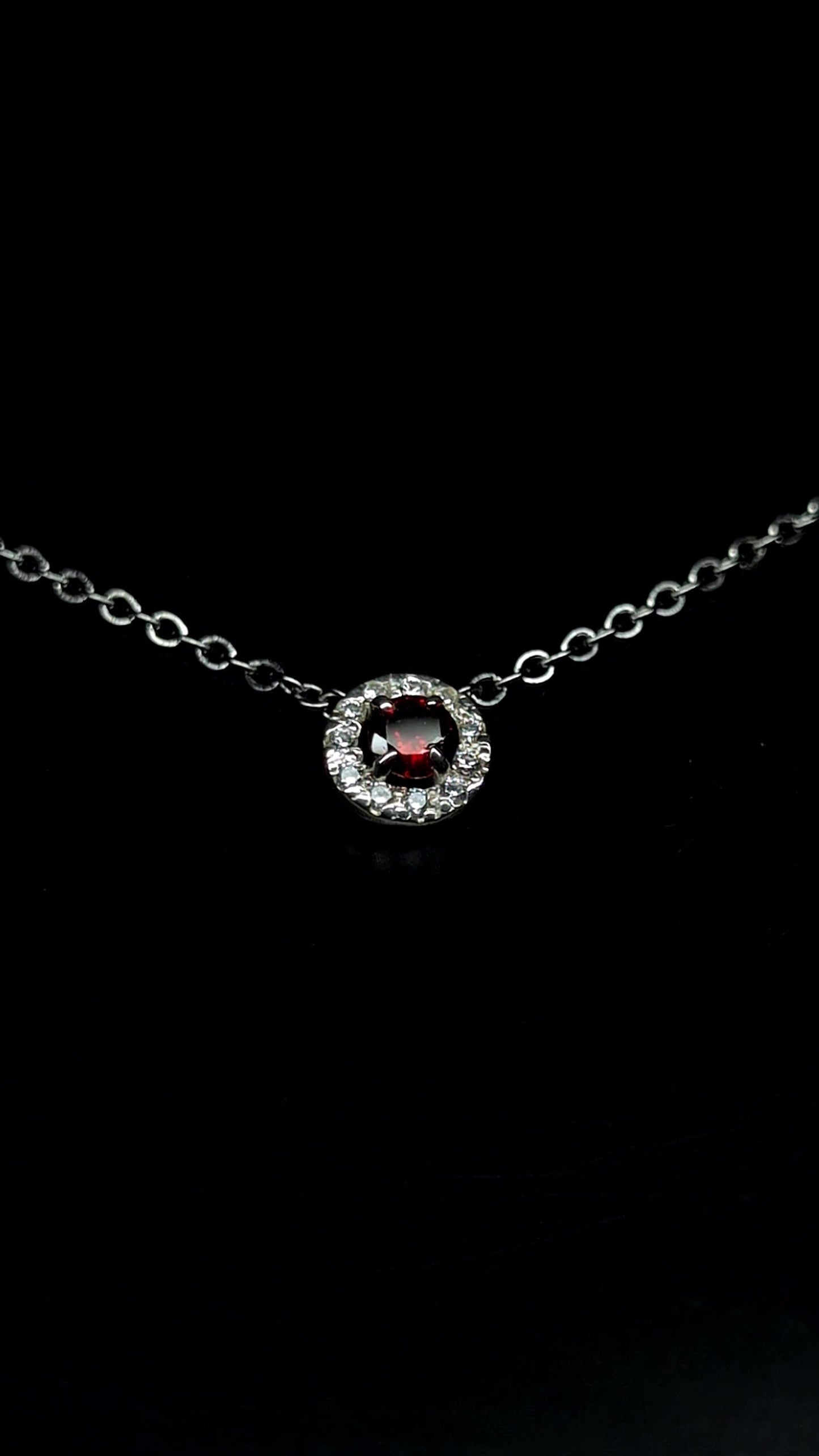 Colgante Rubí · Plata de Ley 925