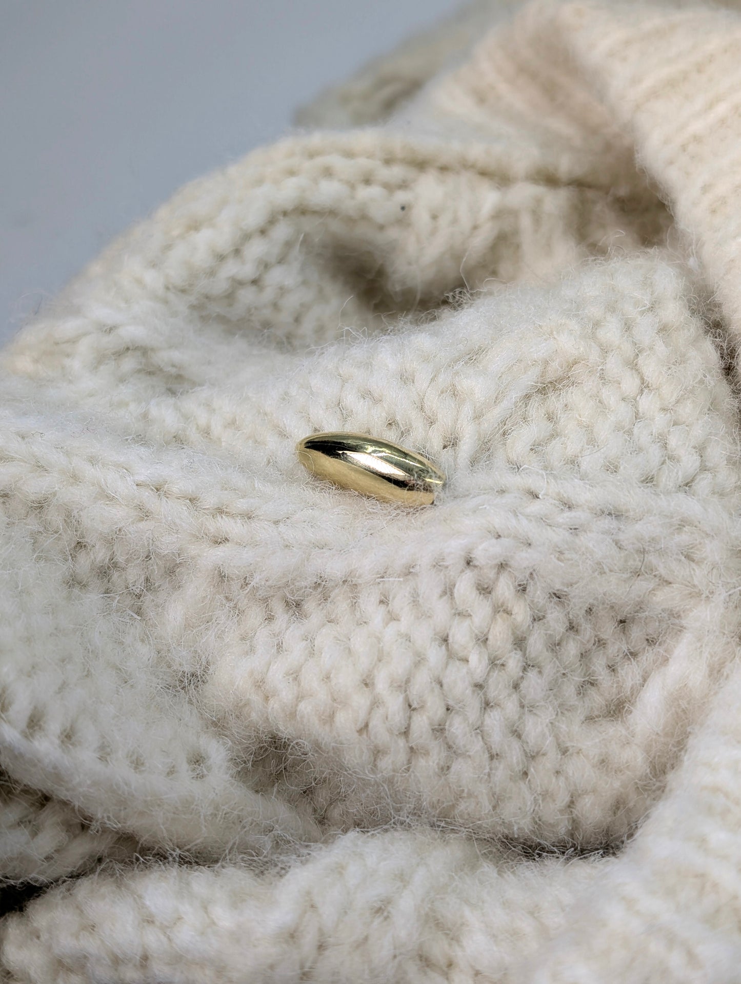 Broche Flor · Plata de Ley 925 y Titanio