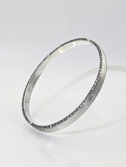 Brazalete con circonitas · Plata de Ley 925 · 7 mm